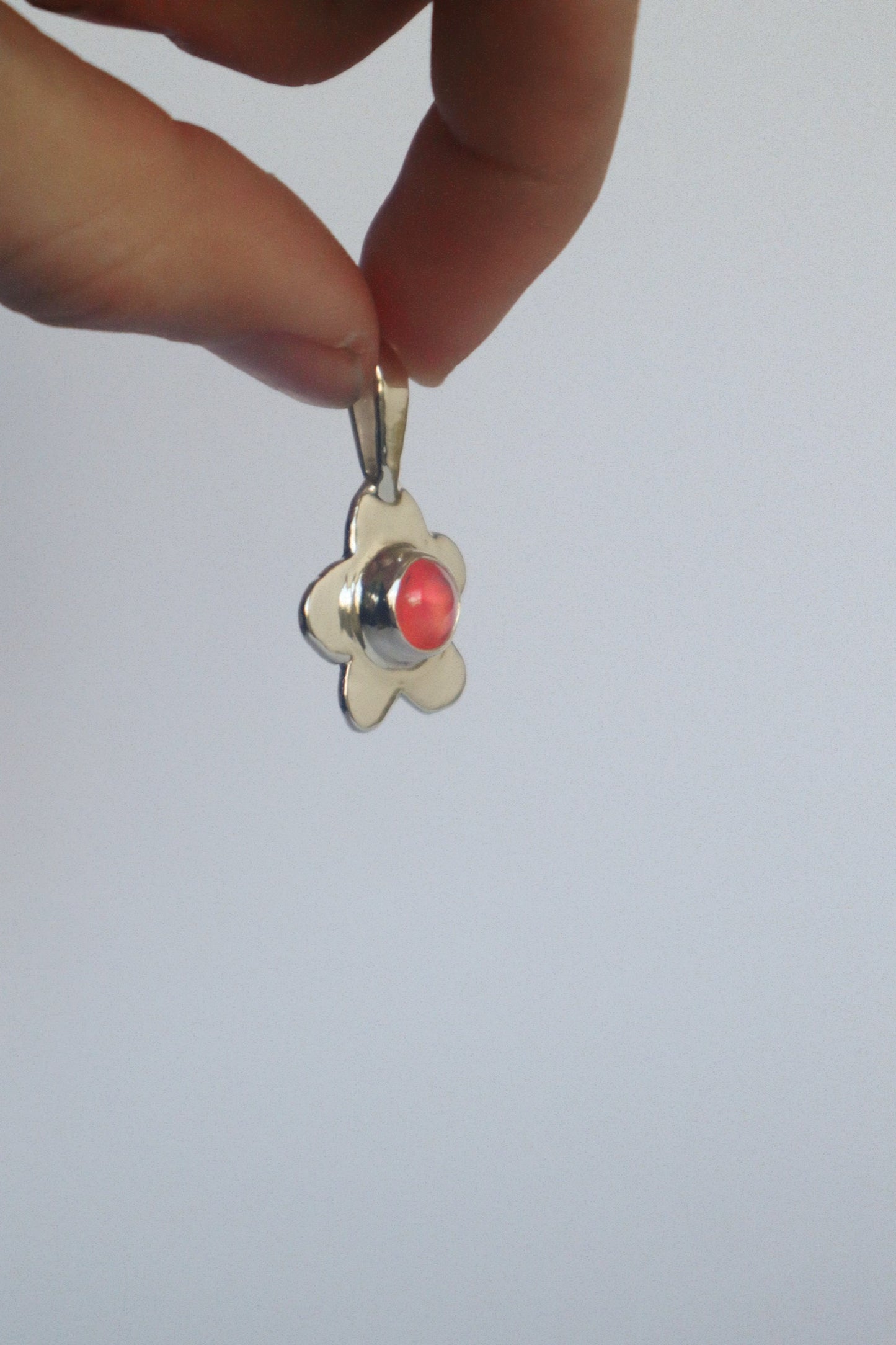 Oh my Daisies Pendant